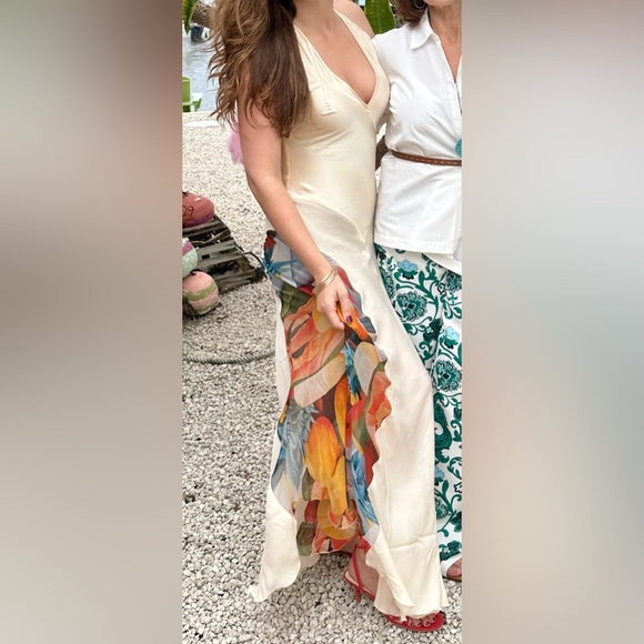 Salpicon White Silk Dress - Picture 4 of 4